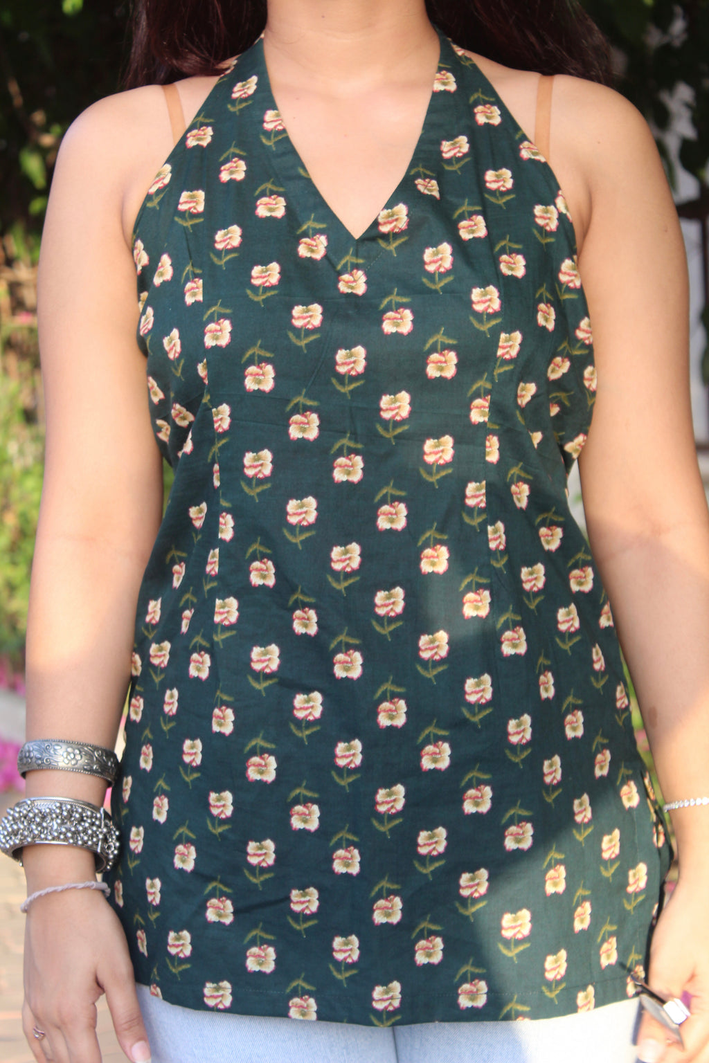 Bela Halter Short Kurti