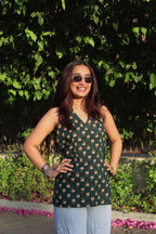 Bela Halter Short Kurti